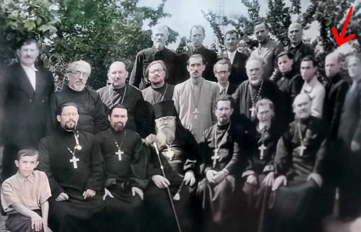 Александр Борисович Ильин среди монахов