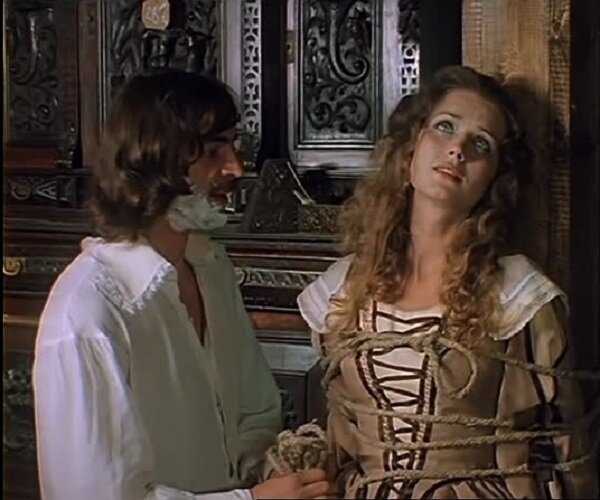 Кадр из фильма «Д`Артаньян и три мушкетёра» (1979). Cкриншот. Тут у неё лицо, как на картине Пьетро Перуджино «Мученичество святого Себастьяна». Не меньше.