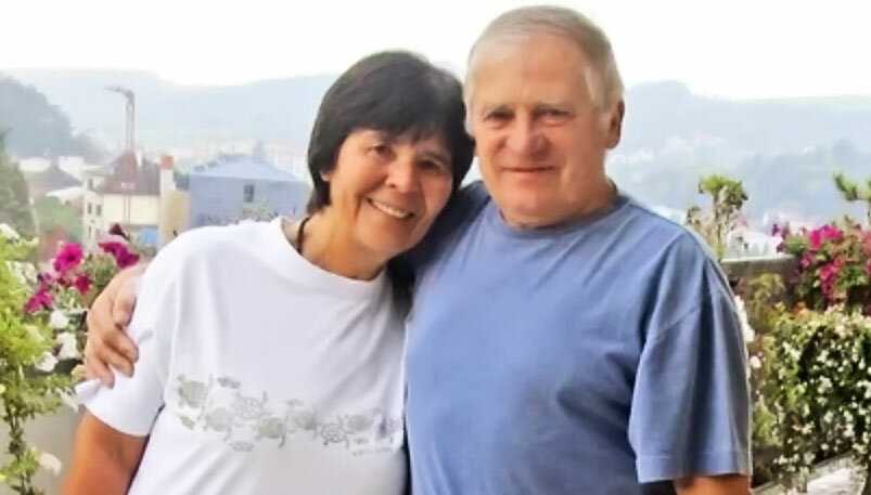 Роберт Гутыра с женой