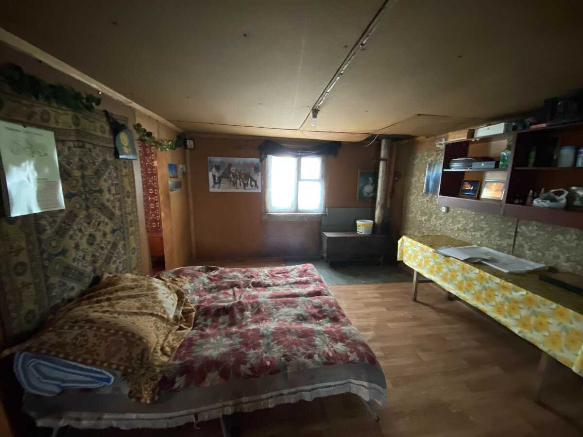Как выглядит "гостиница" в тундре для олигархов, где ночь стоит больше 100 тысяч рублей, а добраться можно только на вертолете?