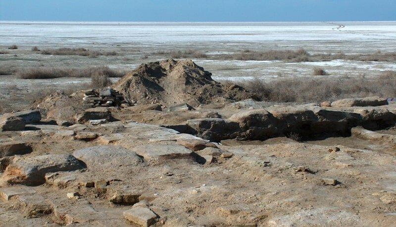 На высохшем дне Аральского моря найдены руины древних городов Средневековья