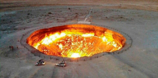 Президент Туркменистана поручил потушить «Врата ада».
