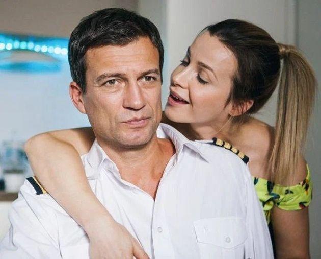 Андрей Чернышов в сериале "Девочки не сдаются"
