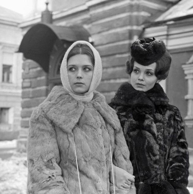 Фильм "Хождение по мукам", актрисы И.Алферова и С.Пенкина.