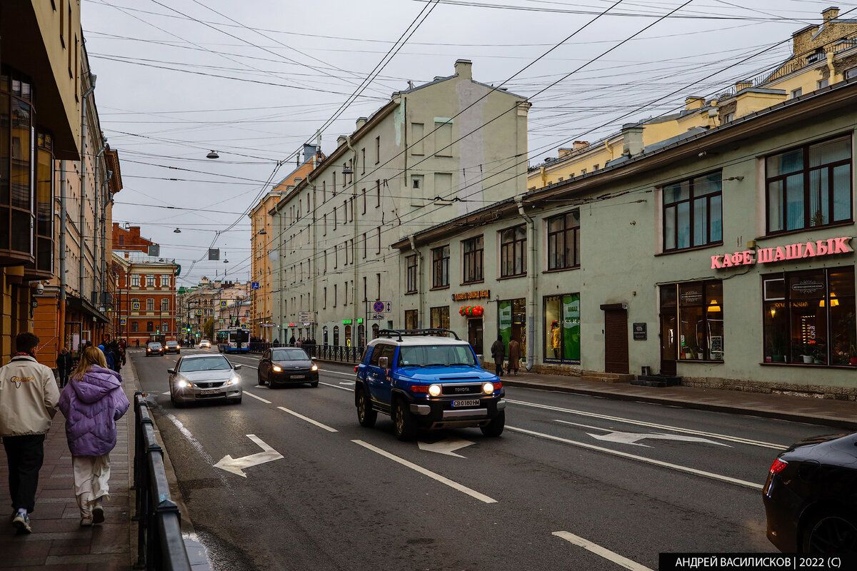 Каким был Петербург при СССР и каким стал сейчас? 8 снимков центра города, сделанных с одной и той же точки