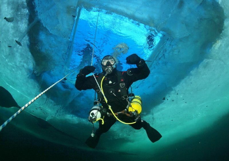 Подводные исследования на озере/ © rgo.ru