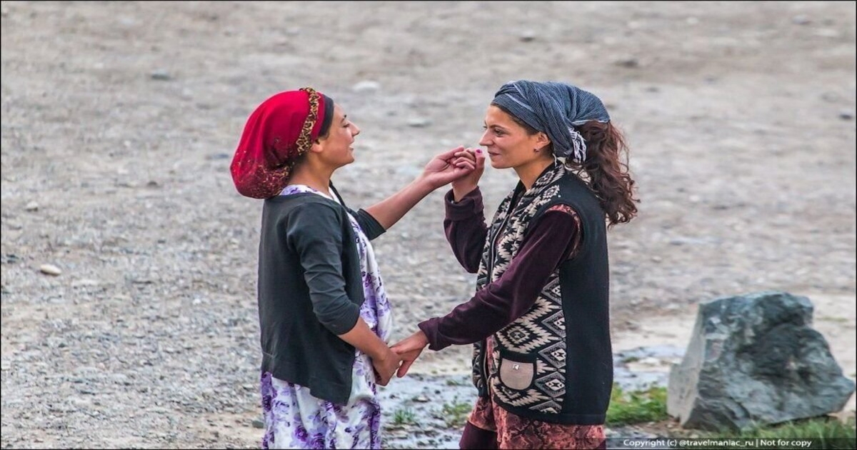 Почему от таджикских женщин и их дочерей иногда неприятно пахнет: рассказывают они сами